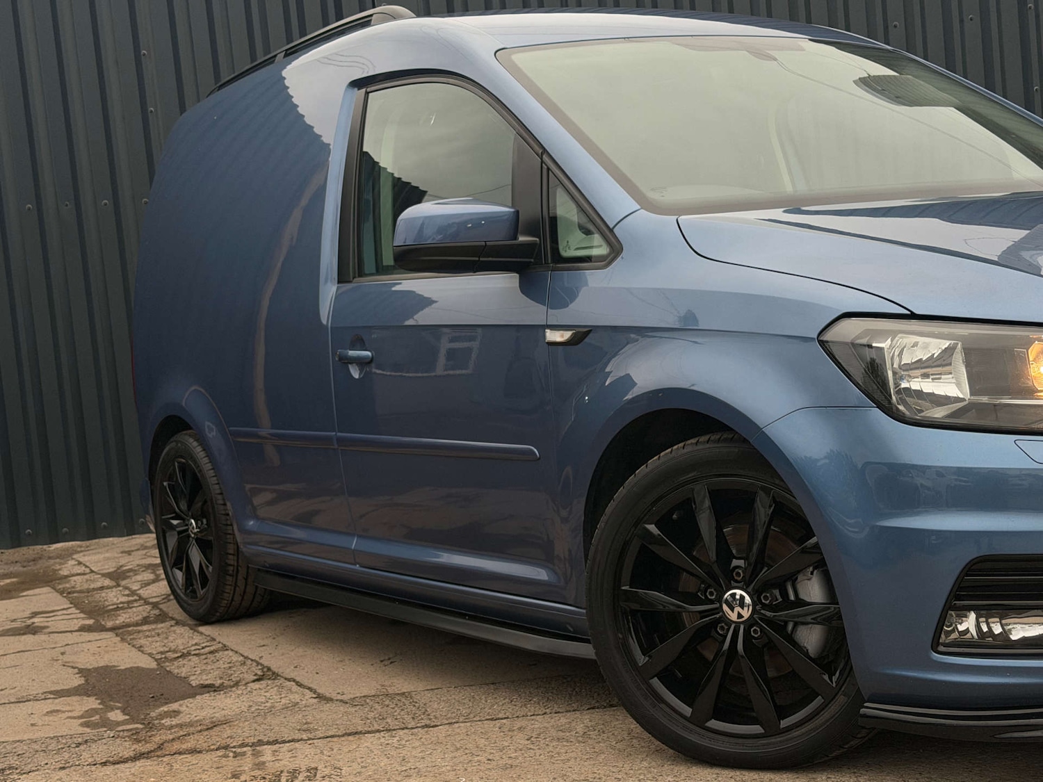 Used Volkswagen Caddy 2016 for sale - 76493612: Photo 3