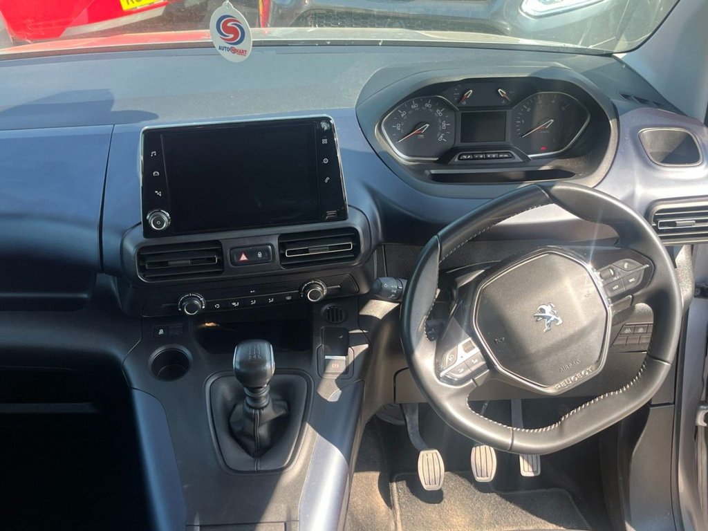 Vehicle 29