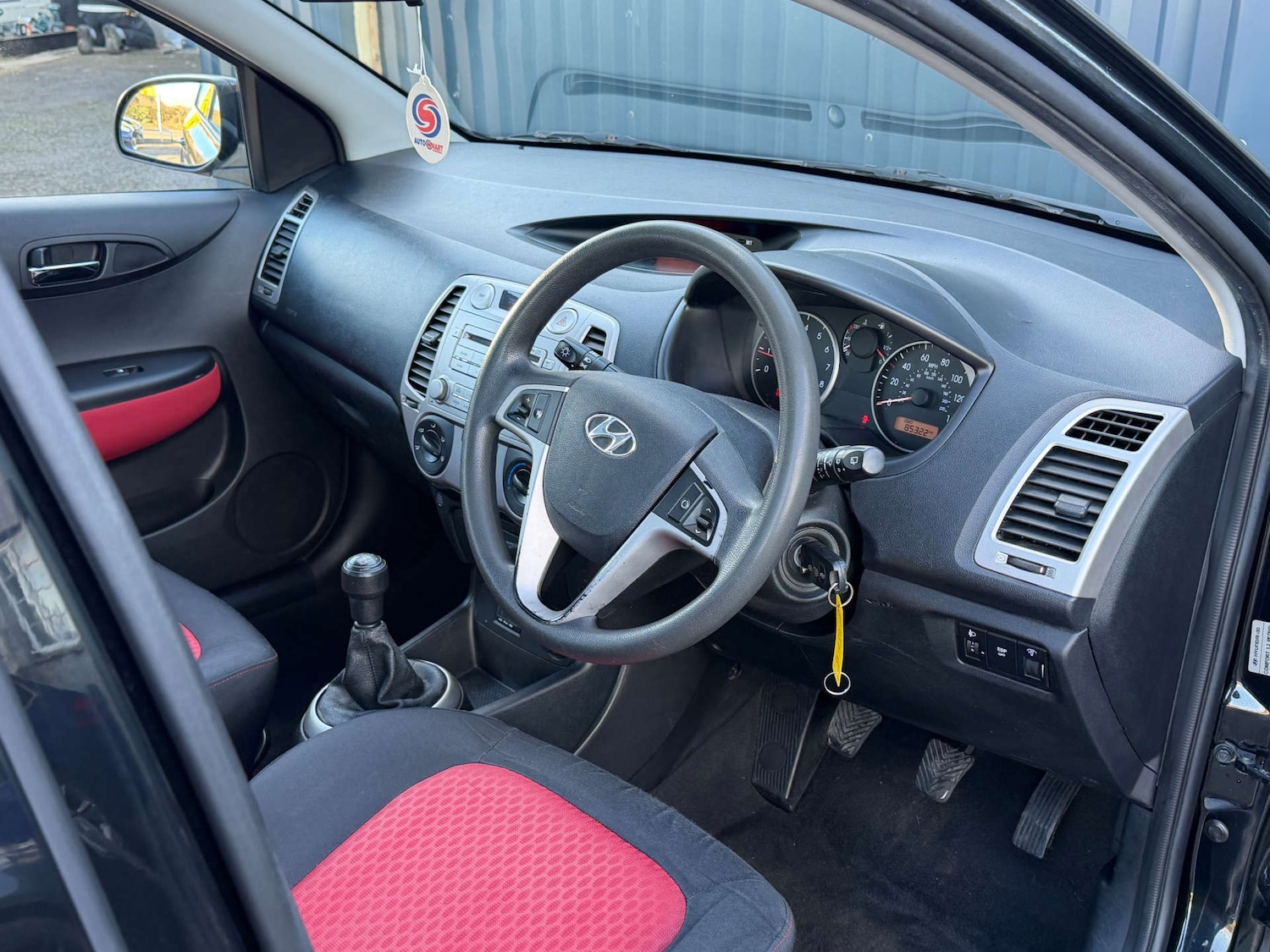 Used Hyundai i20 2009 for sale - 76699681: Photo 12