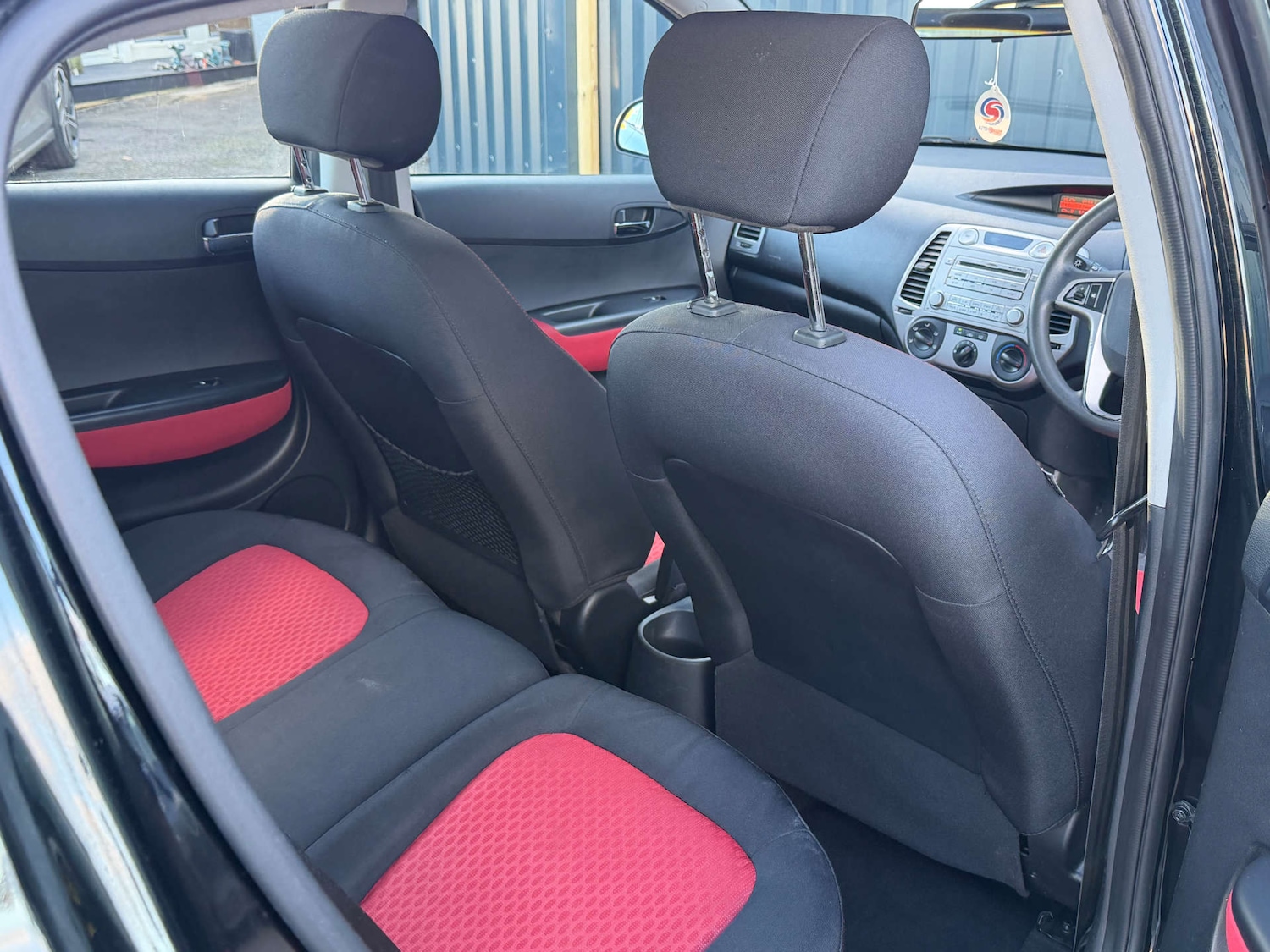 Used Hyundai i20 2009 for sale - 76699681: Photo 15