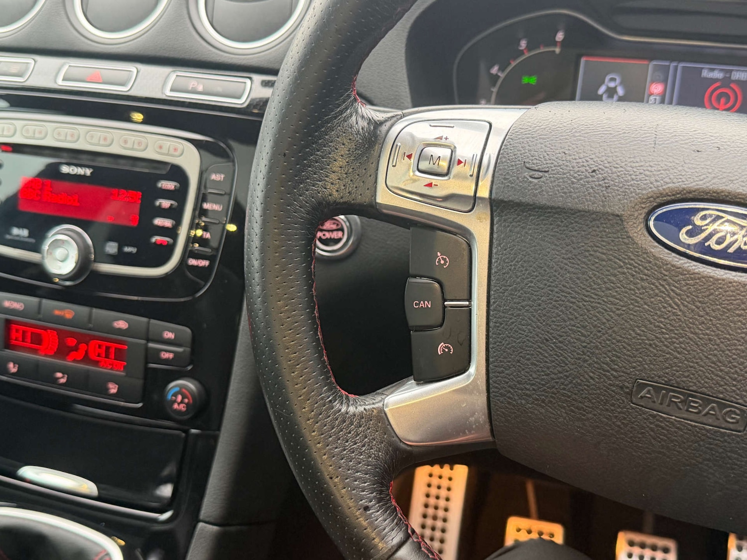 Used Ford S-Max 2011 for sale - 77022291: Photo 14