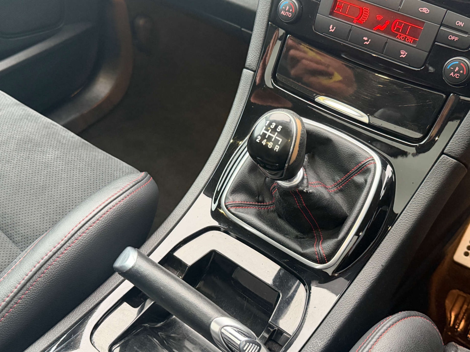 Used Ford S-Max 2011 for sale - 77022291: Photo 15