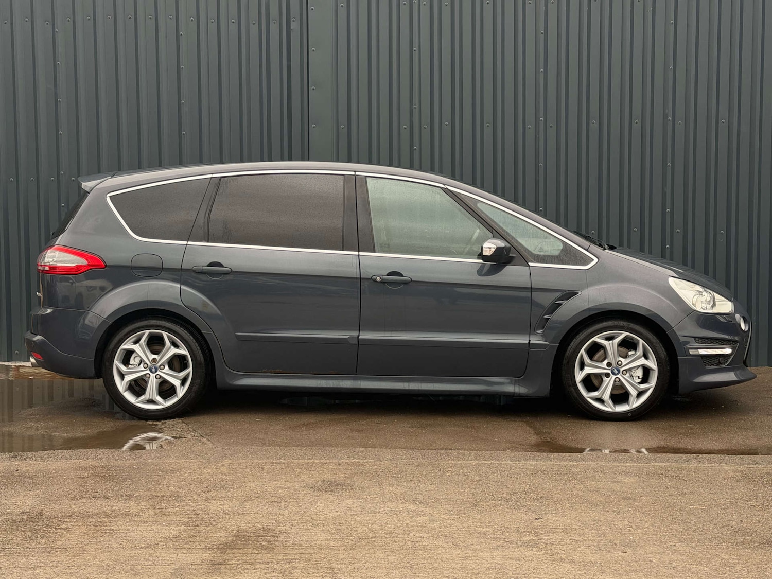 Used Ford S-Max 2011 for sale - 77022291: Photo 3