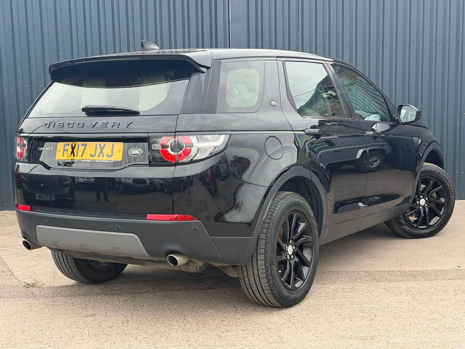 Used Land Rover Discovery Sport 2017 for sale - 78097331: Photo 12