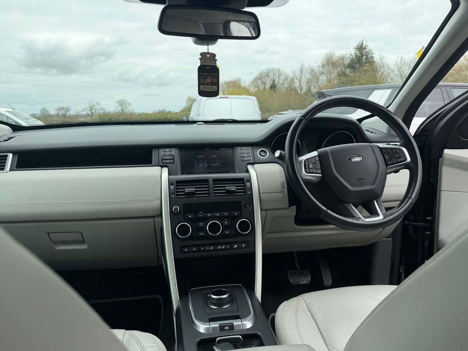 Used Land Rover Discovery Sport 2017 for sale - 78097331: Photo 13