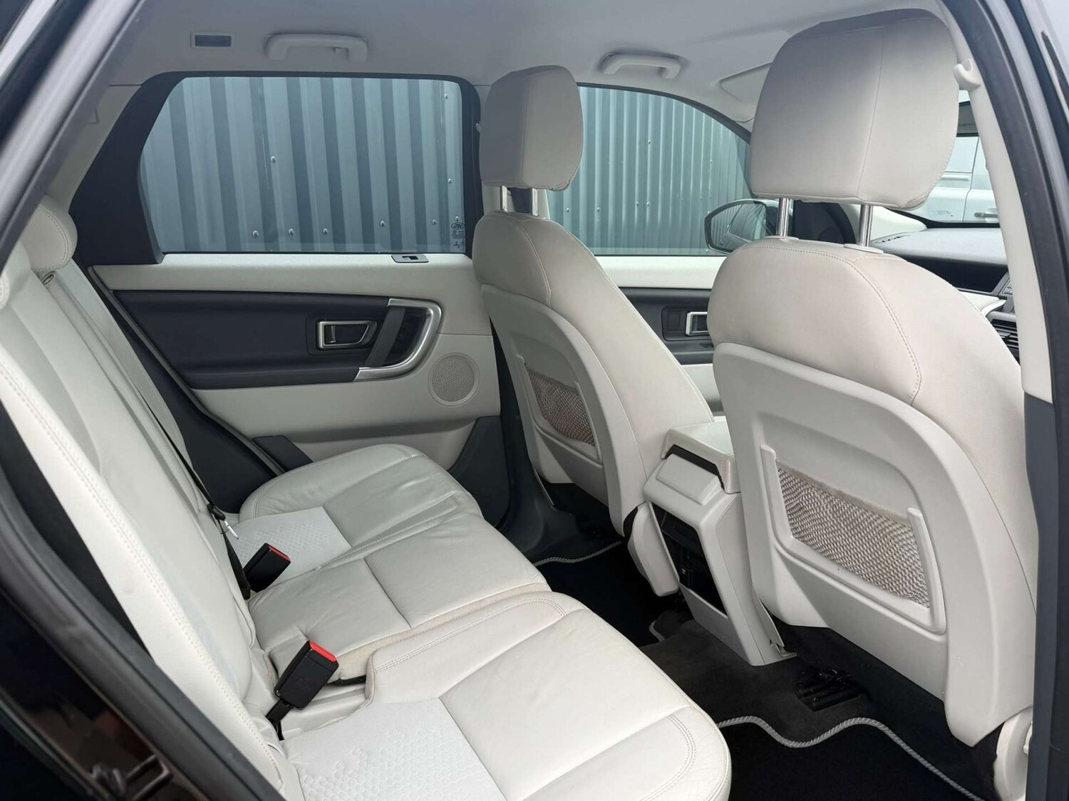 Used Land Rover Discovery Sport 2017 for sale - 78097331: Photo 18