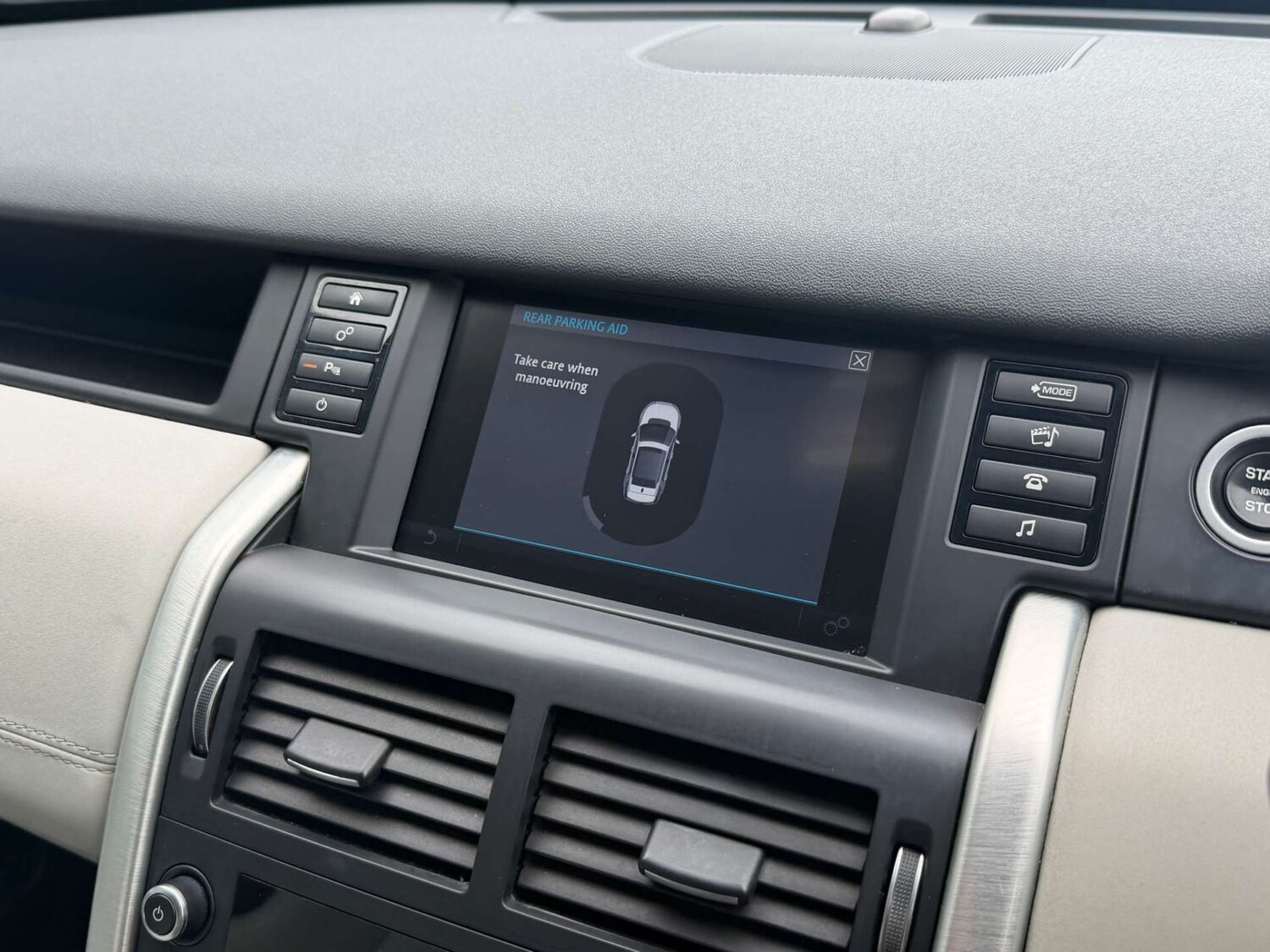 Used Land Rover Discovery Sport 2017 for sale - 78097331: Photo 21