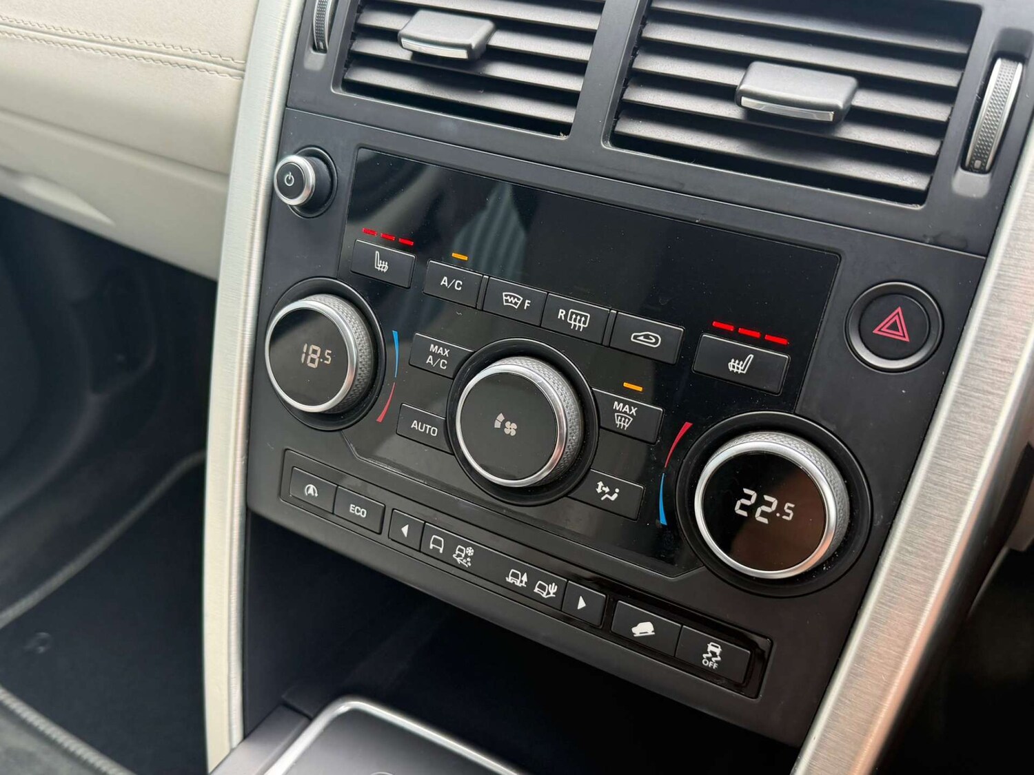 Used Land Rover Discovery Sport 2017 for sale - 78097331: Photo 27