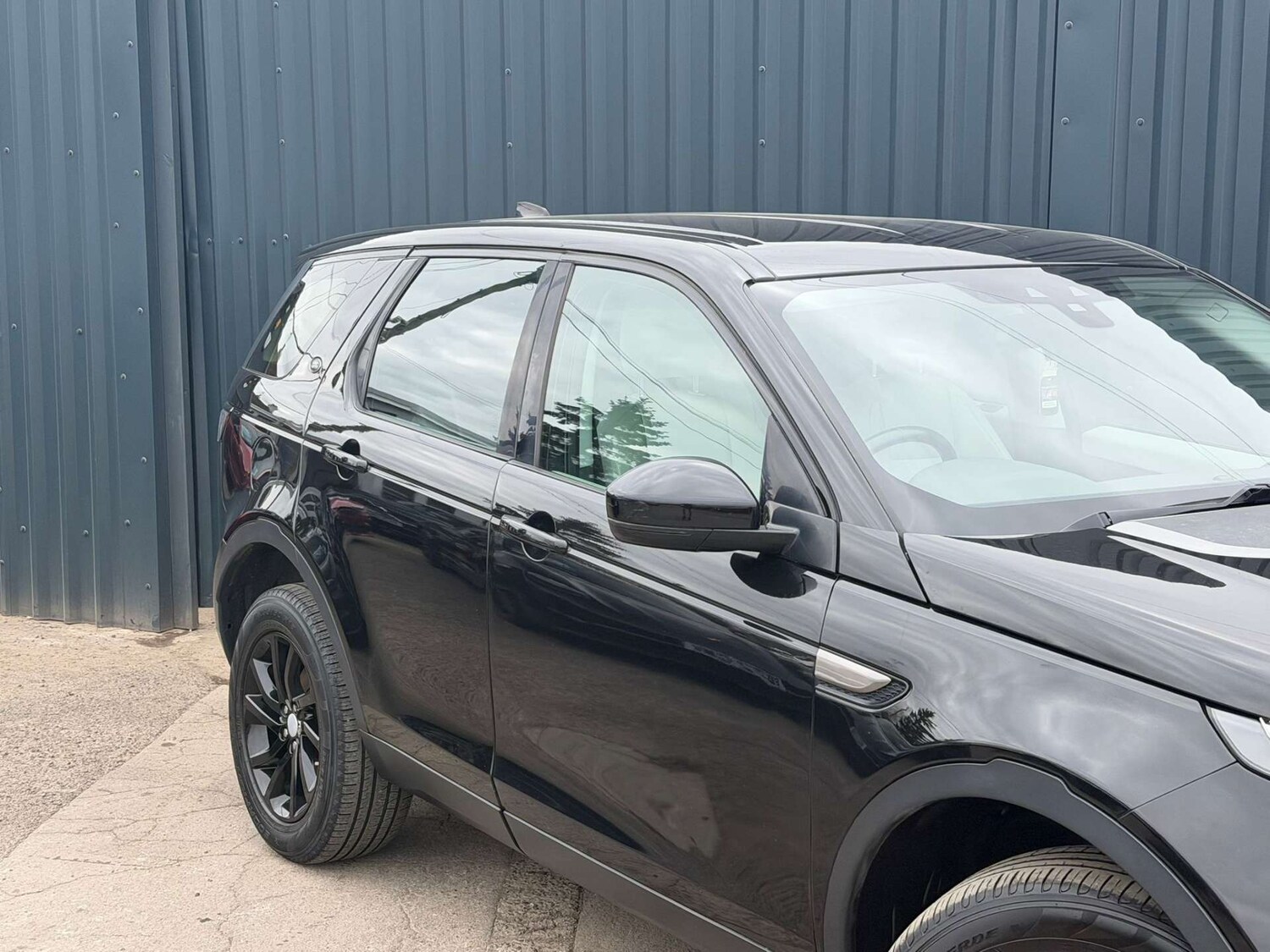 Used Land Rover Discovery Sport 2017 for sale - 78097331: Photo 29