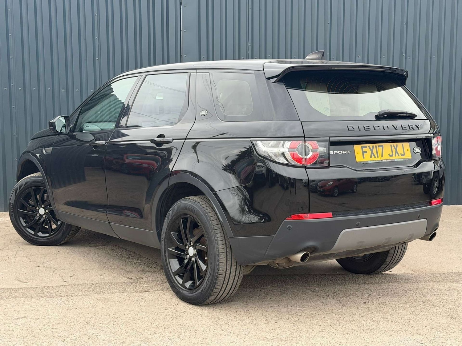 Used Land Rover Discovery Sport 2017 for sale - 78097331: Photo 5
