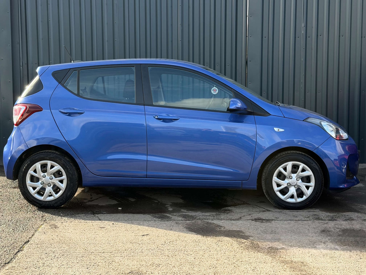 Used Hyundai i10 2018 for sale - 77523209: Photo 6