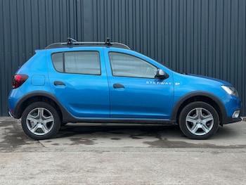Used Dacia Sandero Stepway 2019 for sale - 76910608: Photo
