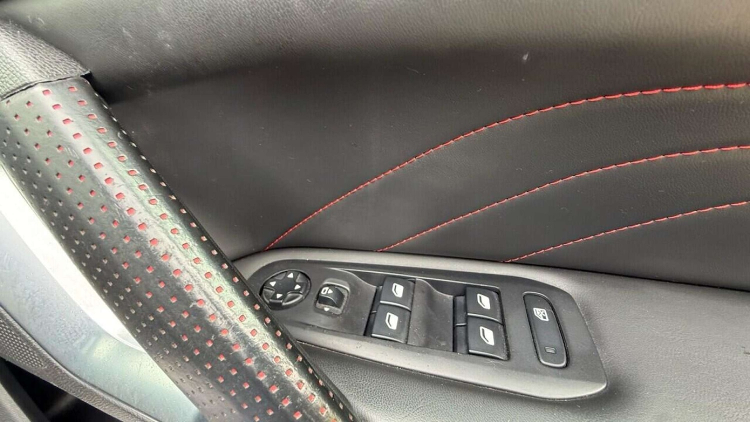 Used Peugeot 308 2017 for sale - 76602116: Photo 23