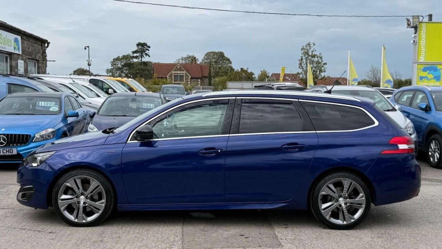 Used Peugeot 308 2017 for sale - 76602116: Photo 9