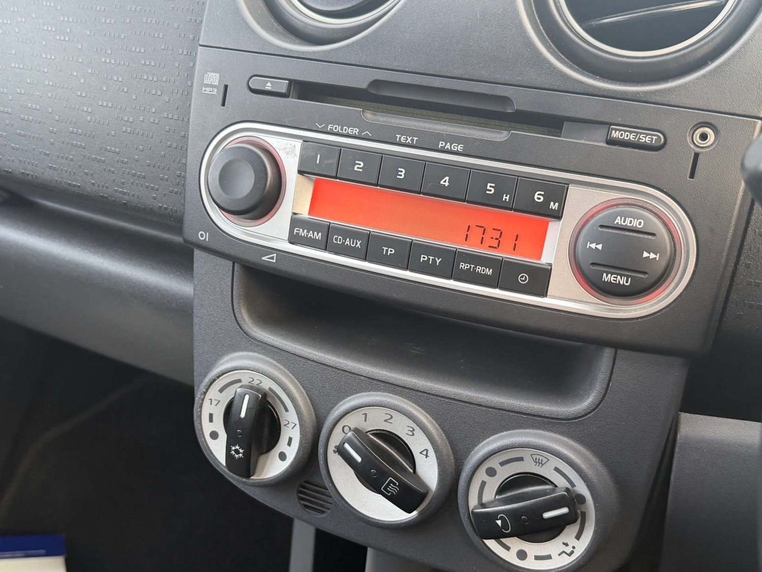 Used Mitsubishi Colt 2009 for sale - 78032028: Photo 11