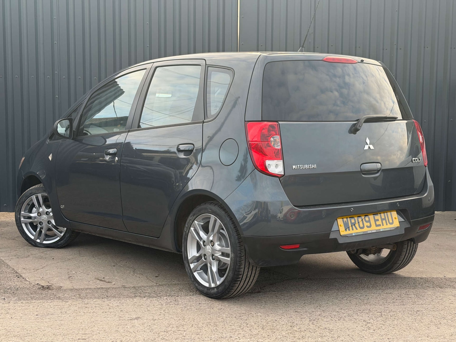 Used Mitsubishi Colt 2009 for sale - 78032028: Photo 16