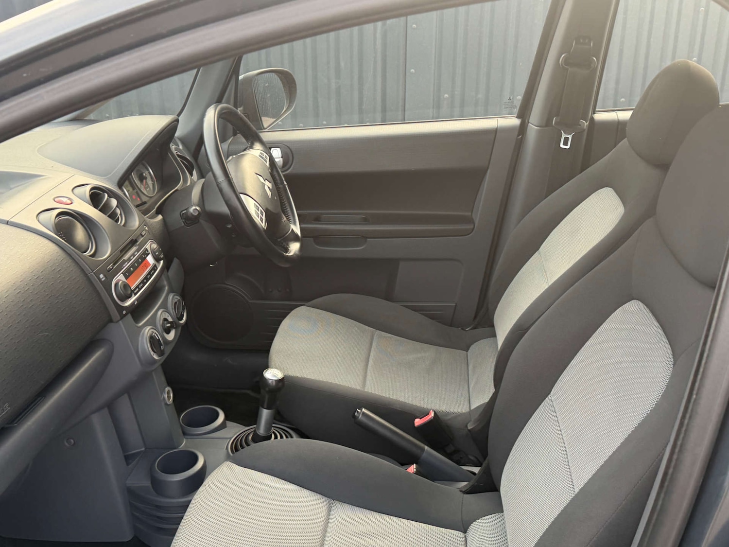 Used Mitsubishi Colt 2009 for sale - 78032028: Photo 5