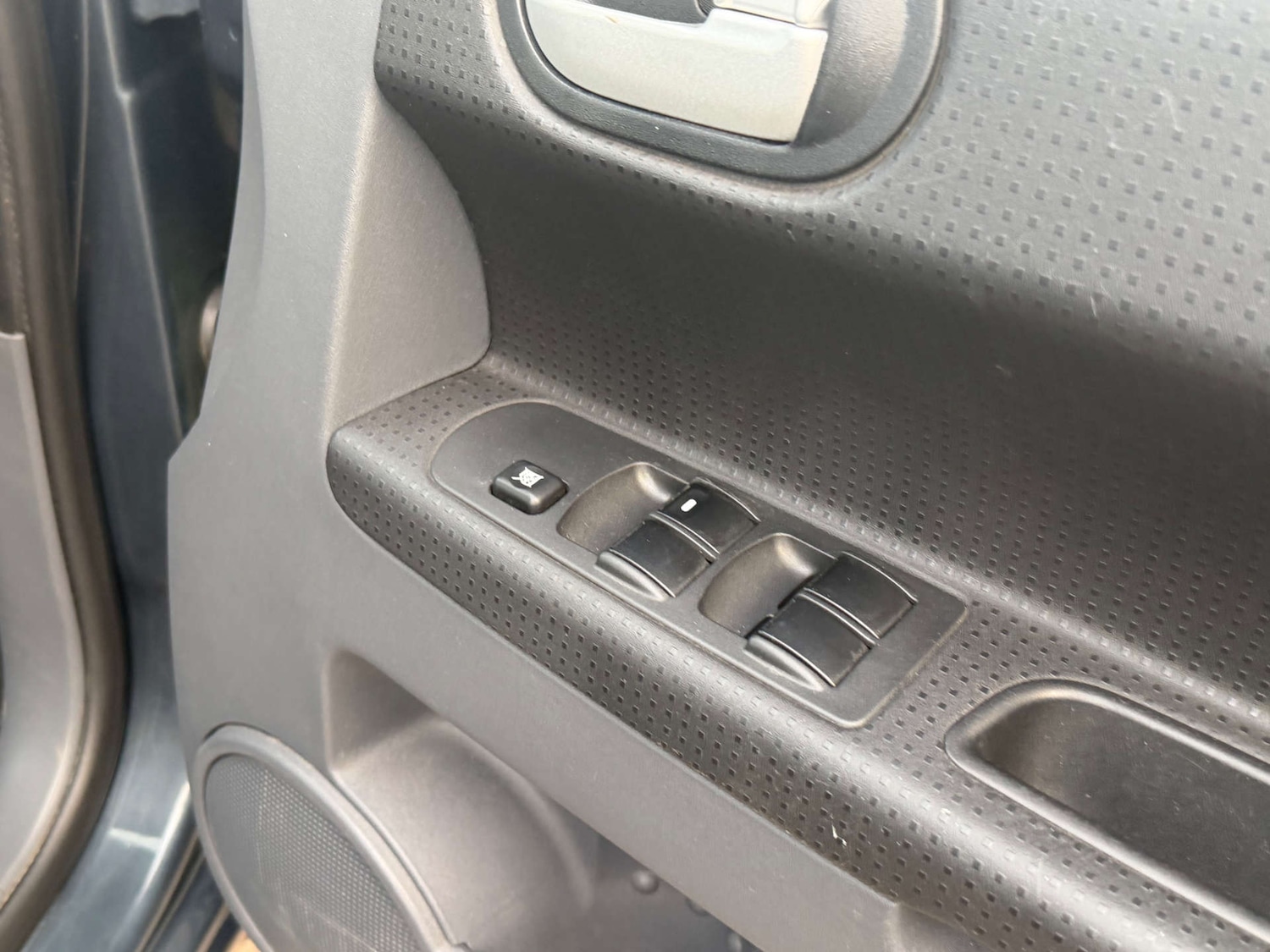 Used Mitsubishi Colt 2009 for sale - 78032028: Photo 8