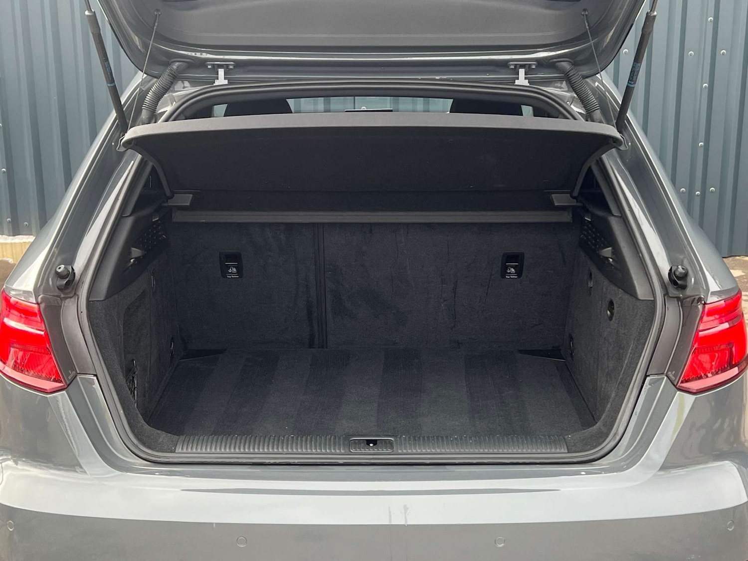 Used Audi A3 2018 for sale - 77693813: Photo 9