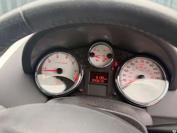 Used Peugeot 207 2013 for sale - 79828246: Photo
