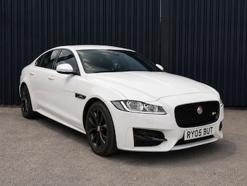 Used Jaguar XF 2015 for sale - 79343864: Photo