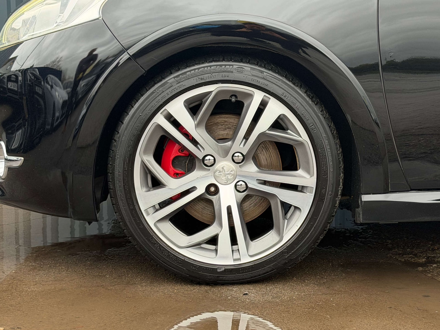 Used Peugeot 208 2014 for sale - 77022282: Photo 25