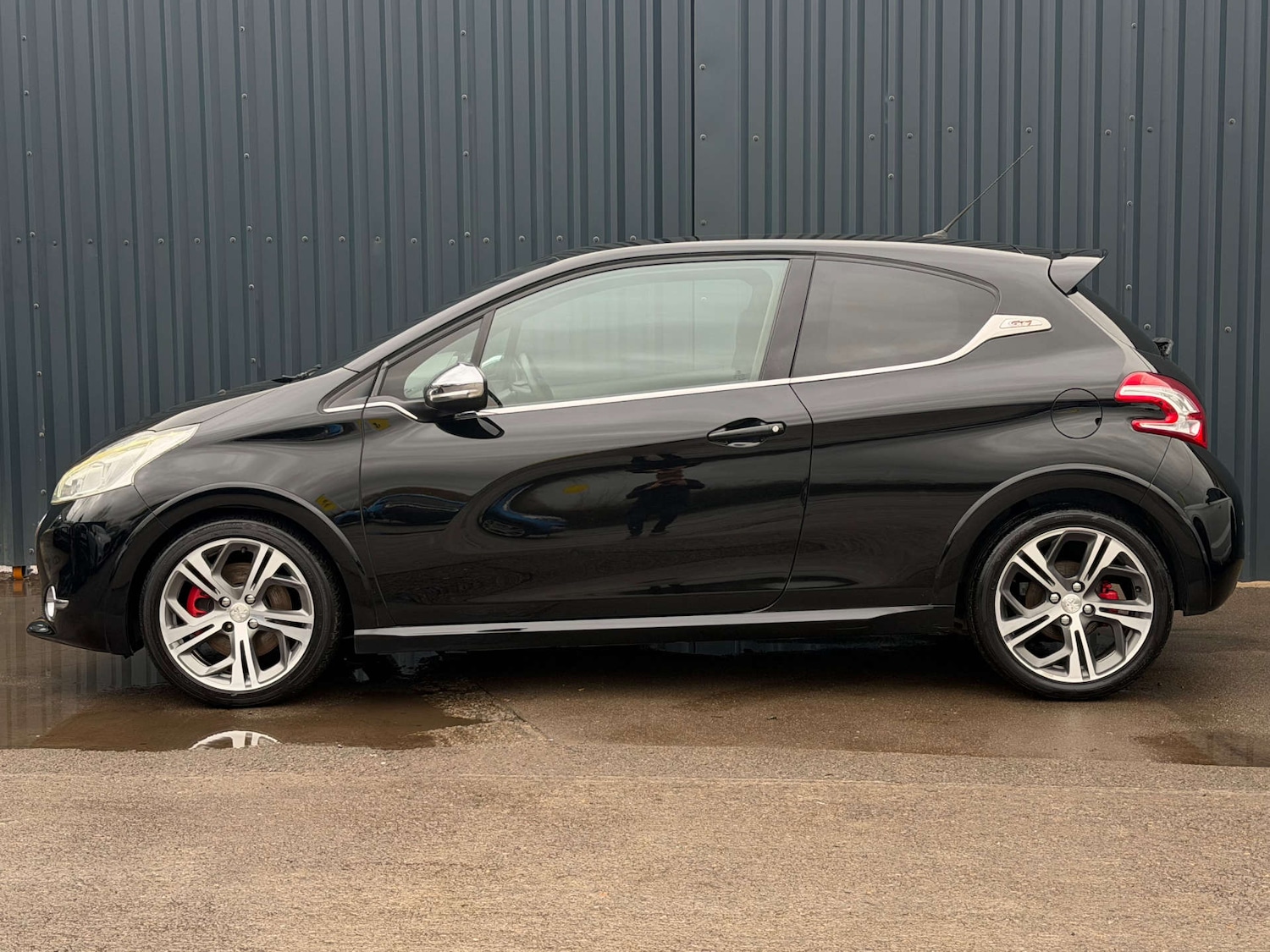 Used Peugeot 208 2014 for sale - 77022282: Photo 26