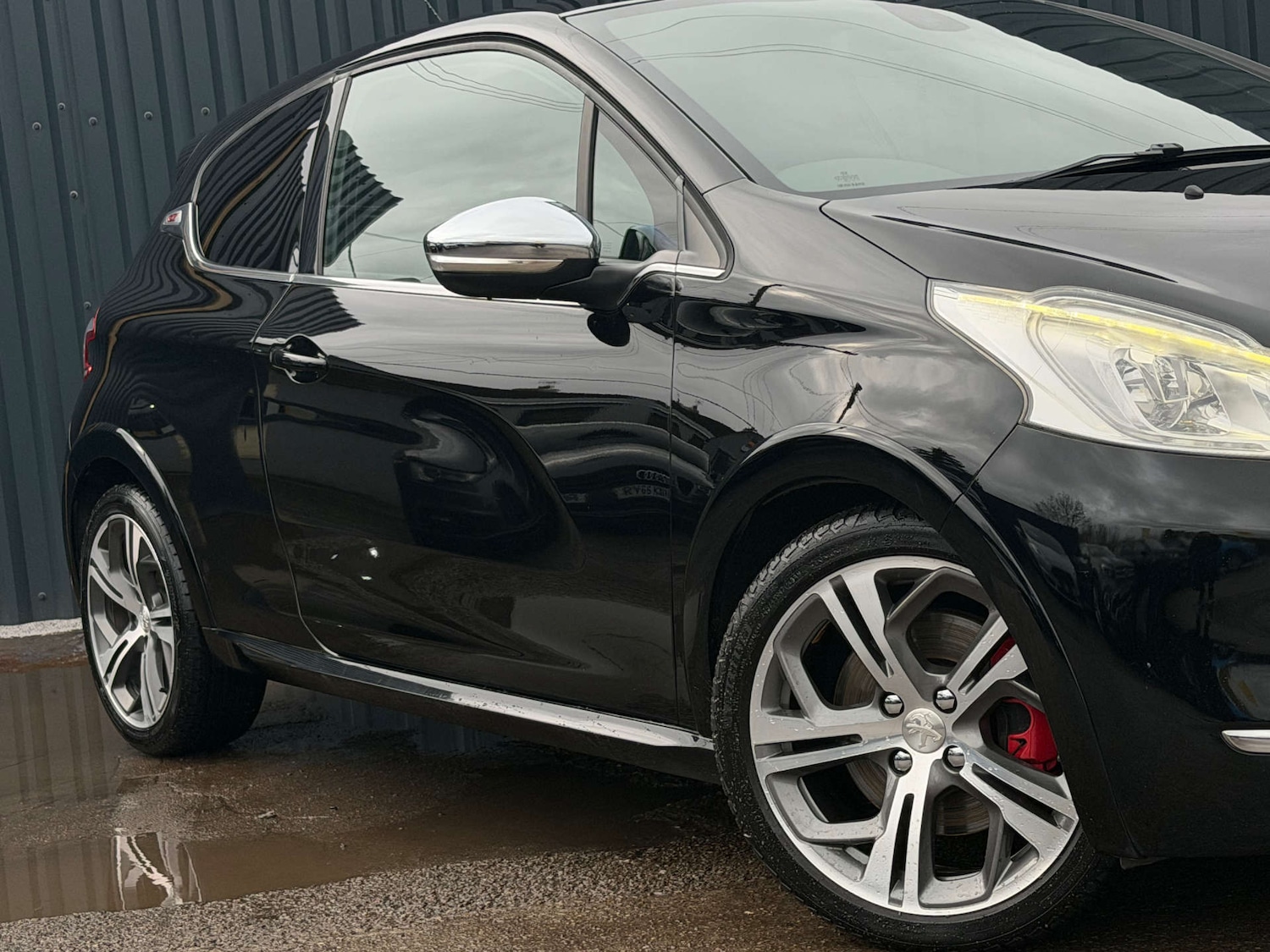 Used Peugeot 208 2014 for sale - 77022282: Photo 3