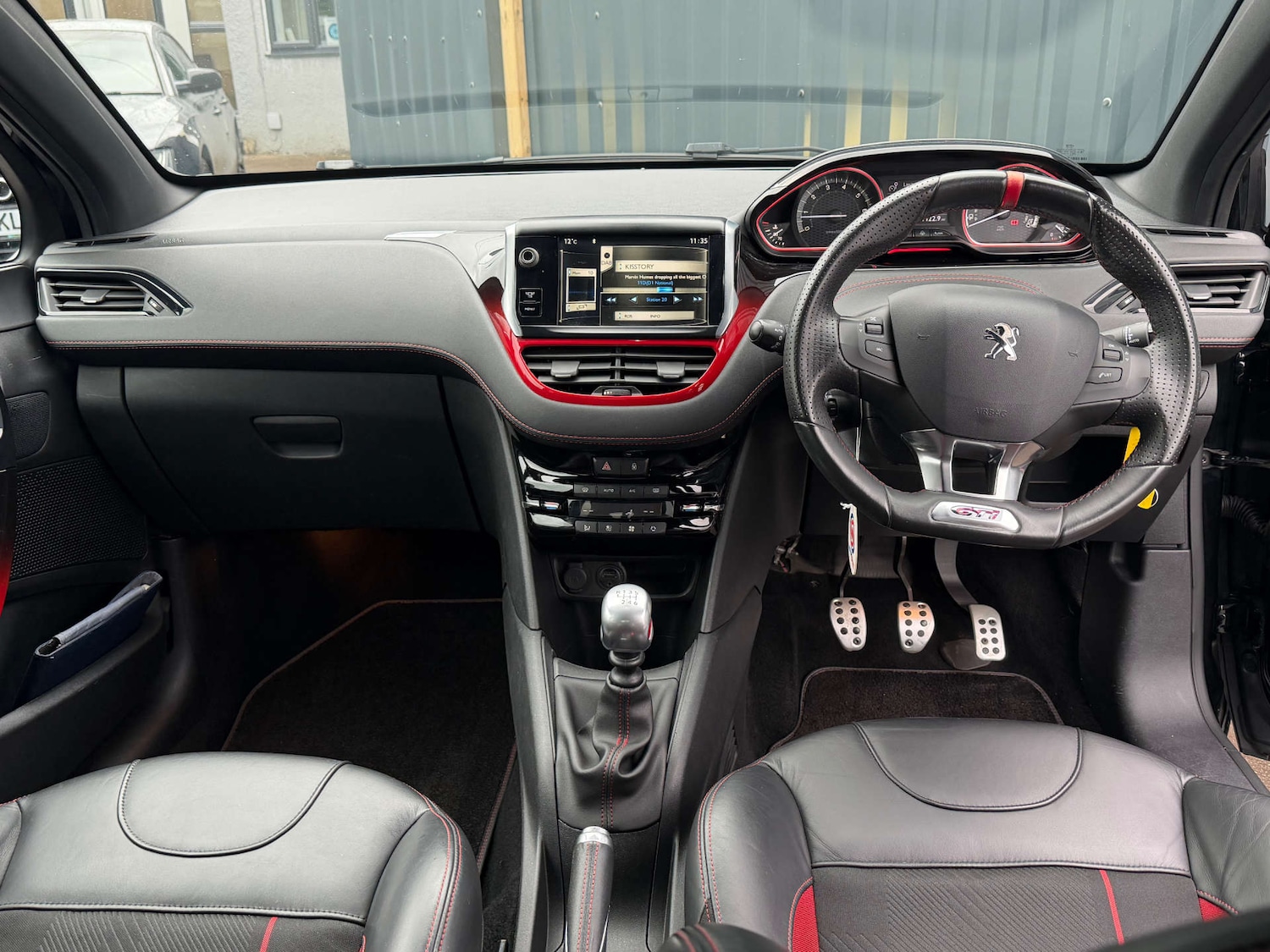 Used Peugeot 208 2014 for sale - 77022282: Photo 7