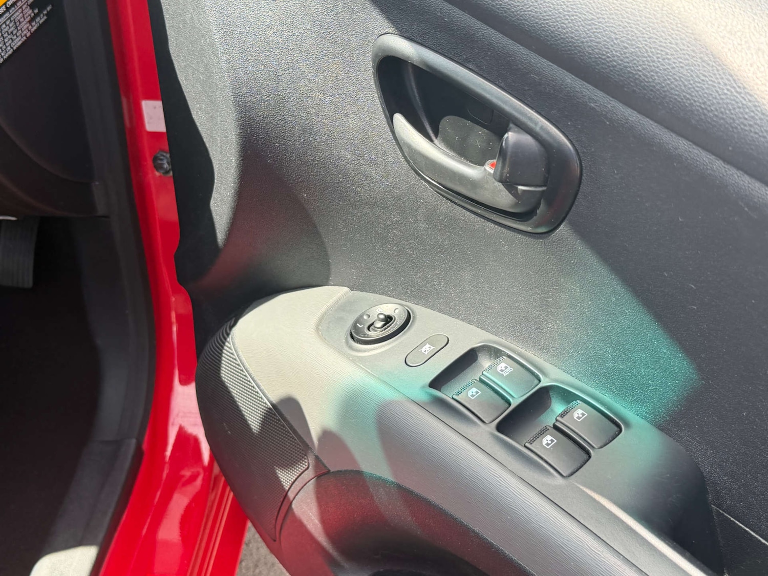 Used Hyundai i10 2011 for sale - 78102149: Photo 9