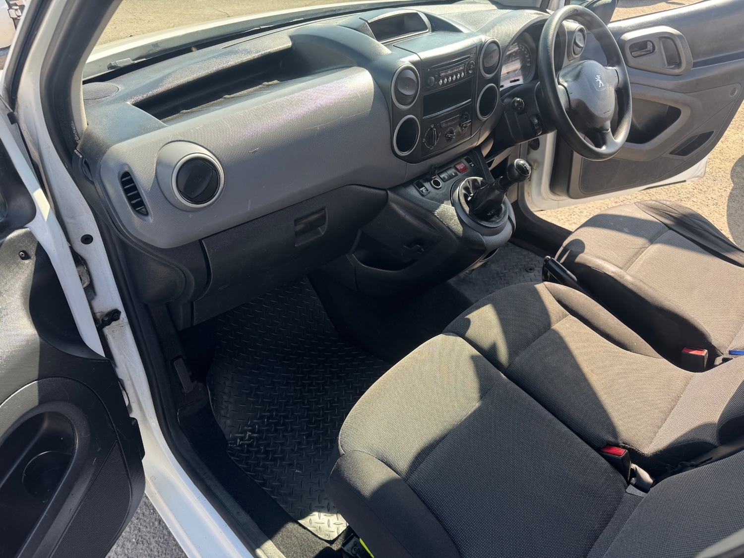 Vehicle 14