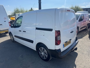 Used Peugeot Partner 2017 for sale - 75466467: Photo