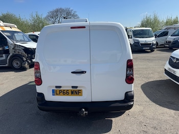 Used Peugeot Partner 2017 for sale - 75466467: Photo