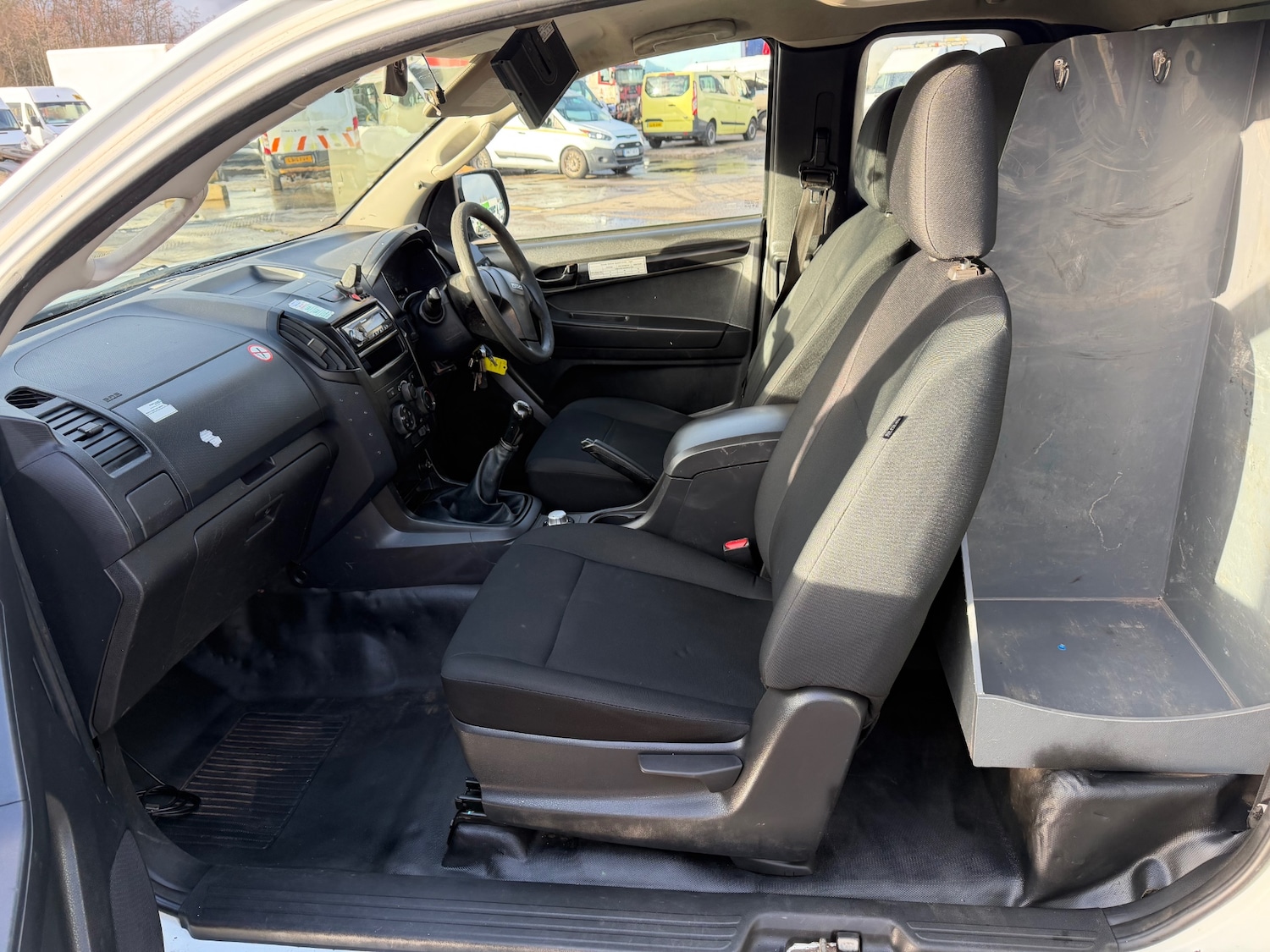 Used Isuzu D-Max 2017 for sale - 77292102: Photo 17