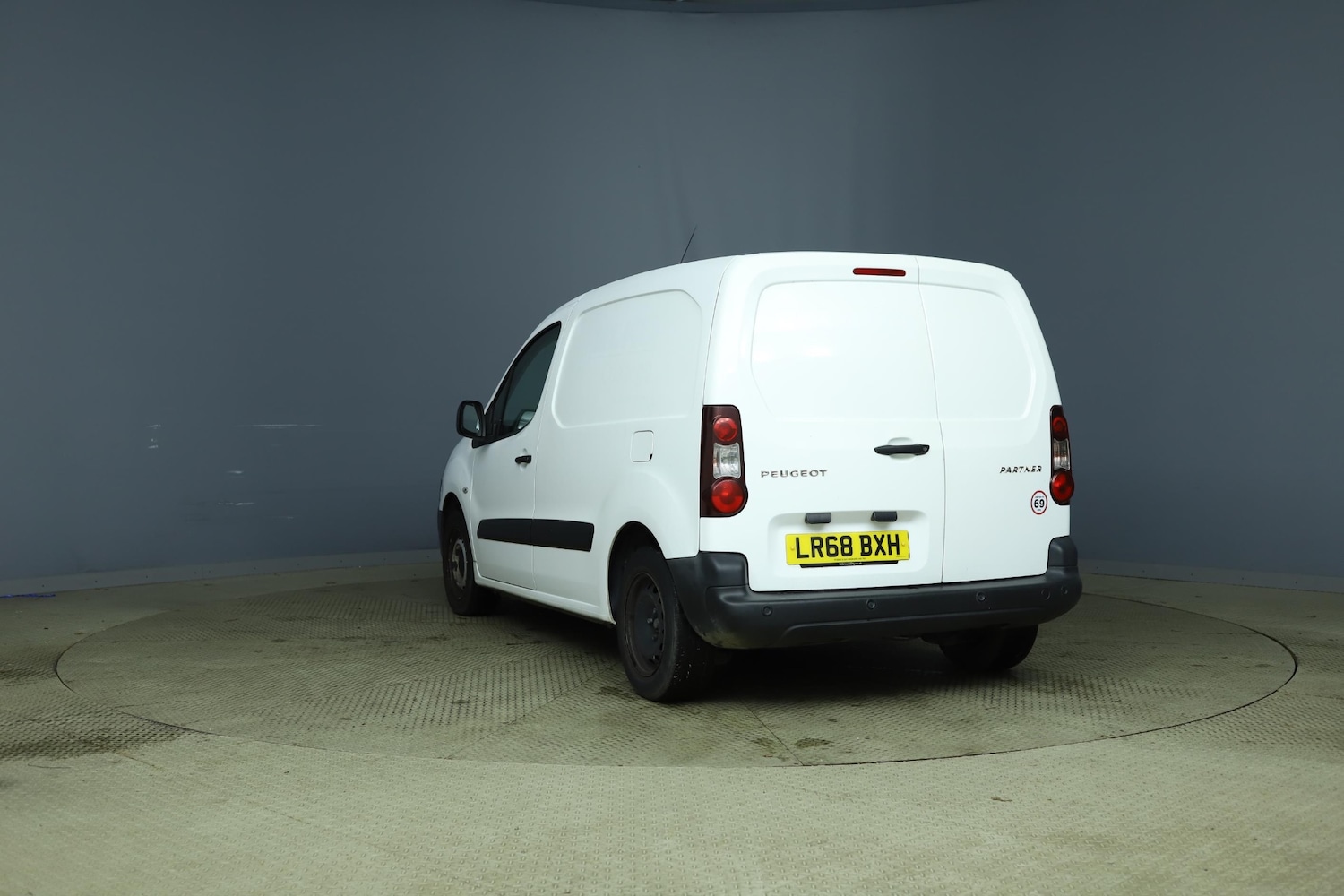 Vehicle 3