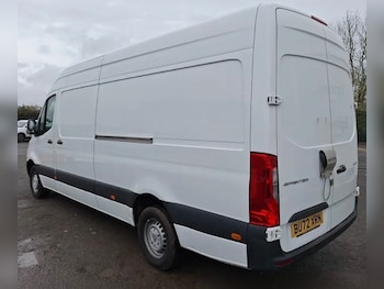 Used Mercedes-Benz Sprinter 2022 for sale - 76596904: Photo