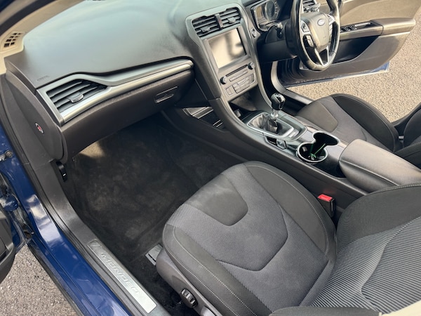 Used Ford Mondeo 2015 for sale - 72701077: Photo 14
