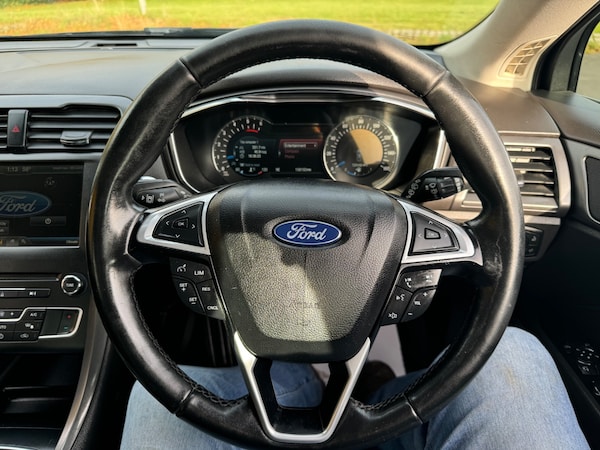 Used Ford Mondeo 2015 for sale - 72701077: Photo 19