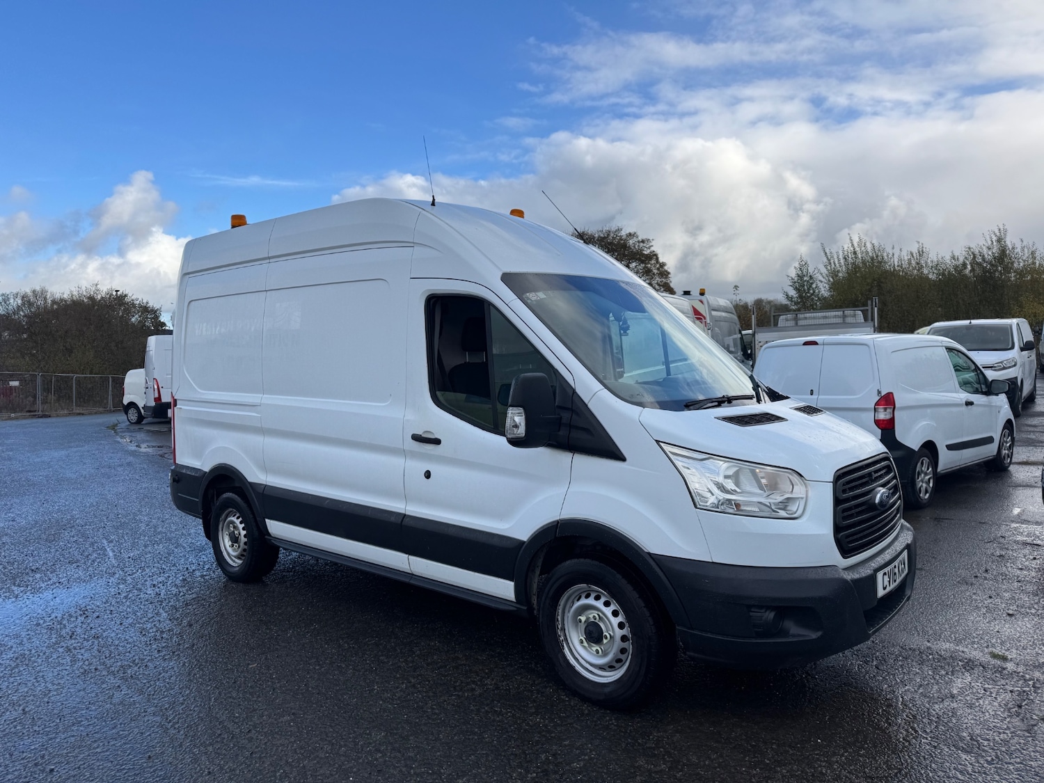 Used Ford Transit 2016 for sale - 76347393: Photo 1