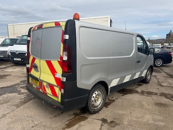 Used Vauxhall Vivaro 2015 for sale - 78057502: Photo