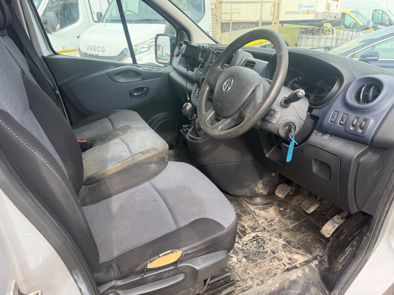 Used Vauxhall Vivaro 2015 for sale - 78057502: Photo 8