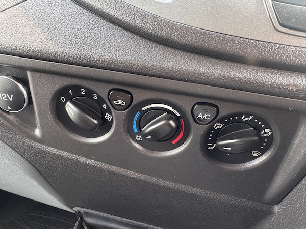 Used Ford Transit 2015 for sale - 75097559: Photo 7