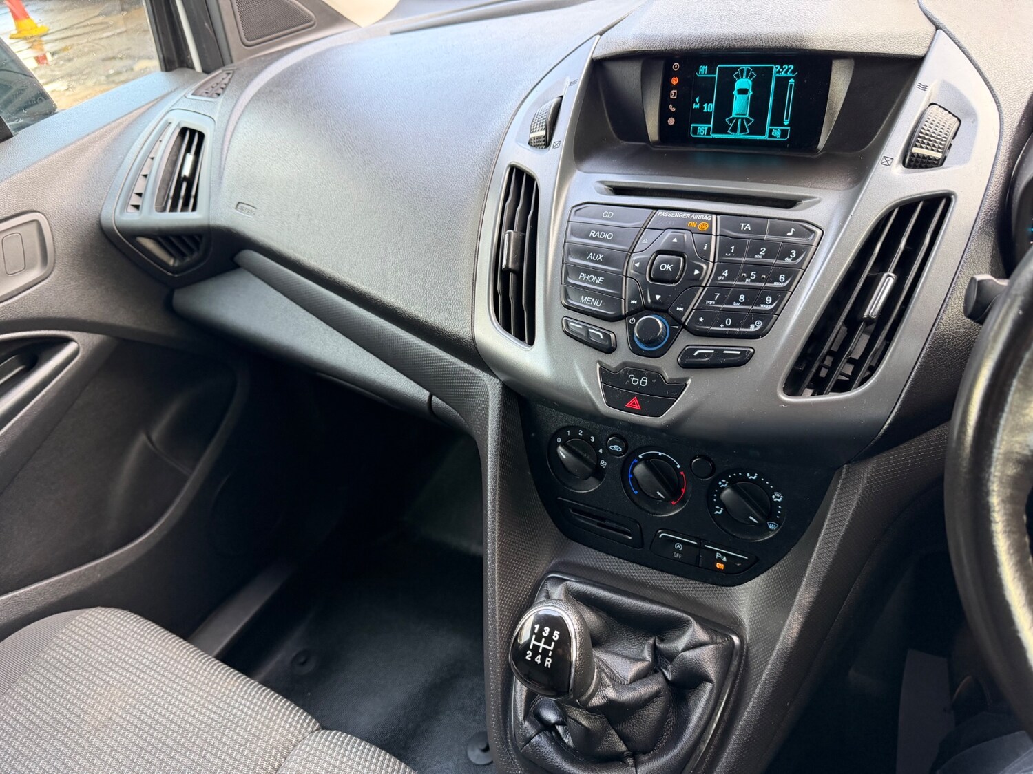 Used Ford Transit Connect 2017 for sale - 76644526: Photo 18