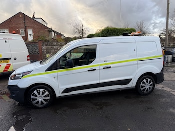 Used Ford Transit Connect 2017 for sale - 76644526: Photo