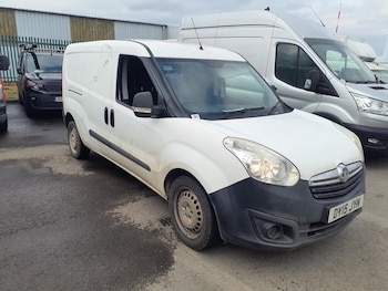 Used Vauxhall Combo 2015 for sale - 75565853: Photo