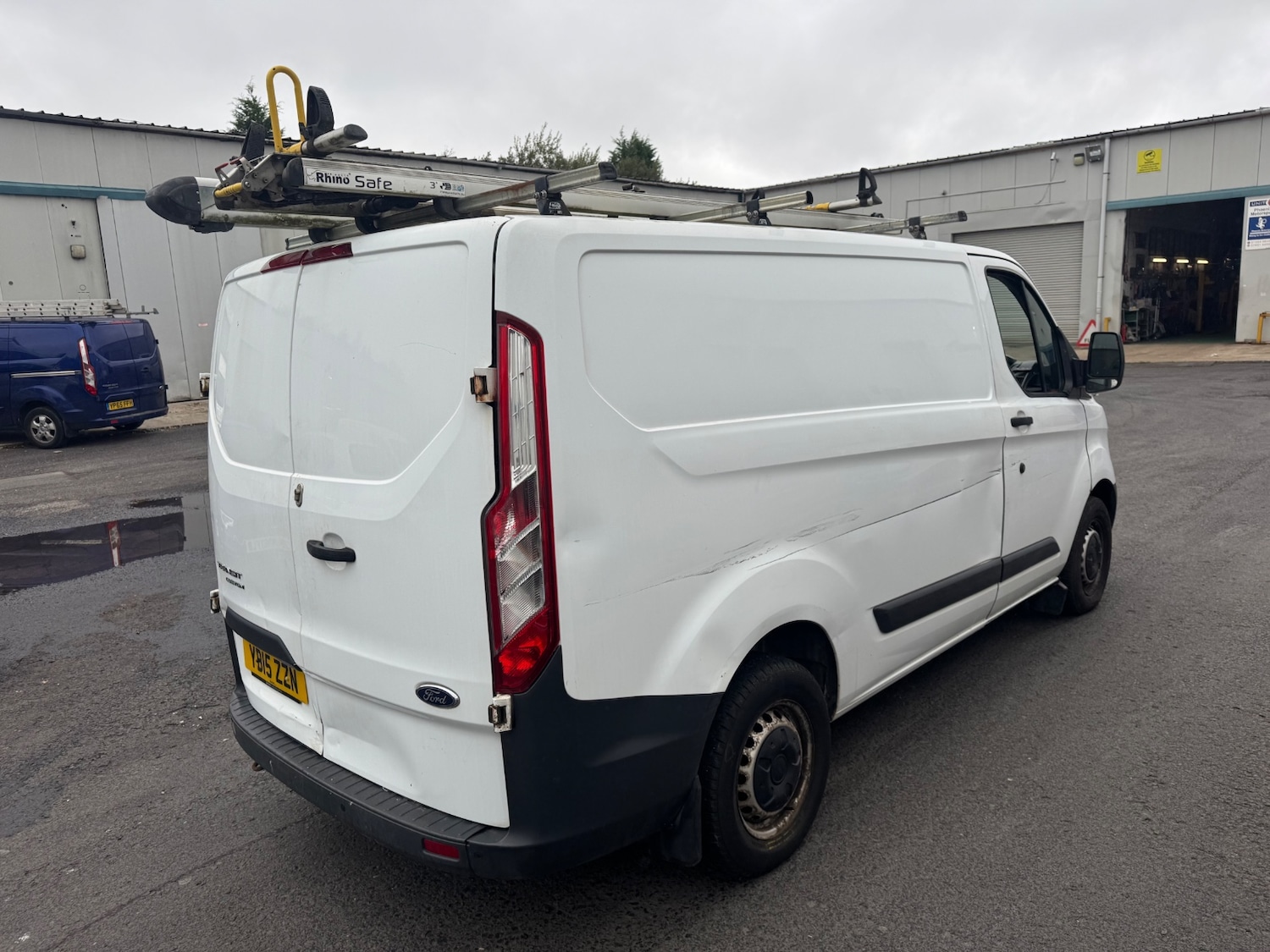 Used Ford Transit Custom 2015 for sale - 76347421: Photo 2