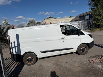 Used Ford Transit Custom 2017 for sale - 79391636: Photo