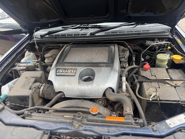 Used Isuzu Rodeo 2011 for sale - 75681666: Photo 15