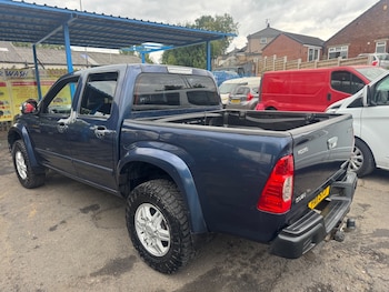 Used Isuzu Rodeo 2011 for sale - 75681666: Photo