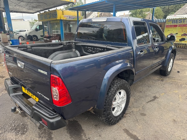 Used Isuzu Rodeo 2011 for sale - 75681666: Photo 6